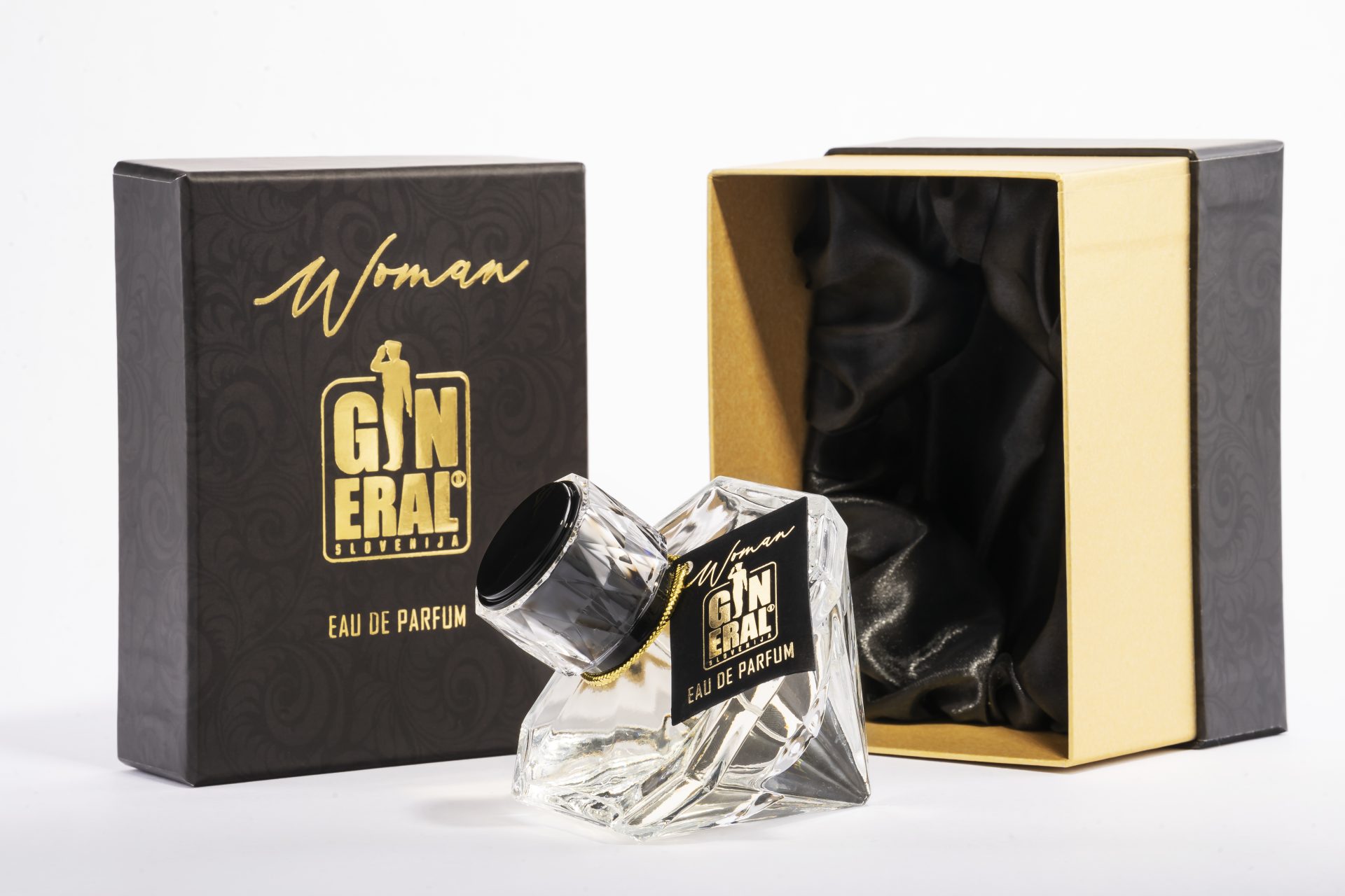 Parfum - zenski belo ozadje - Gineral Parfum zenski belo ozadje